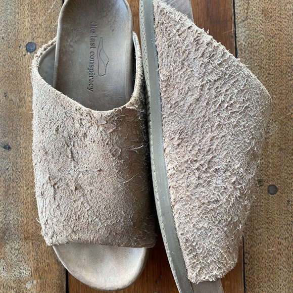 The Last Conspiracy (Danish Minimalism) "Dilan" Longhaired Suede Sandals/Slides - Picture 4 of 4